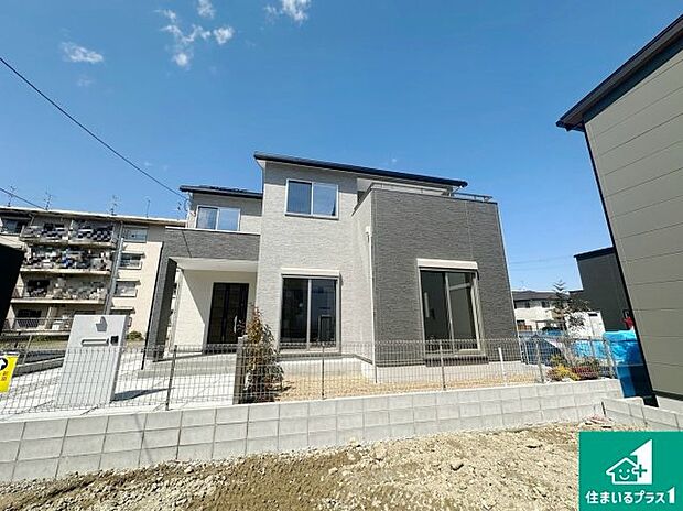 【外観】安心の10年保証!外観を美しく保ち、雨水で汚れを落とします!気になることがありましたら、お気軽にお問い合わせください!