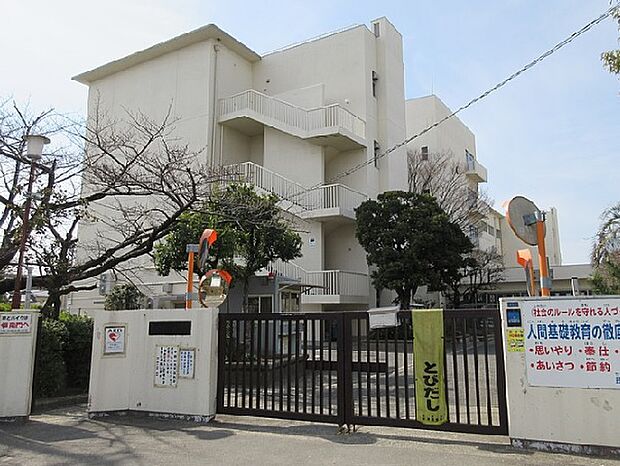 摂津市立鳥飼西小学校