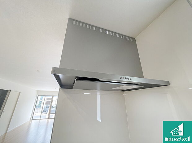 【レンジフード】汚れにくいスロットフィルタでお手入れラクラク！ＬＥＤ照明付き！