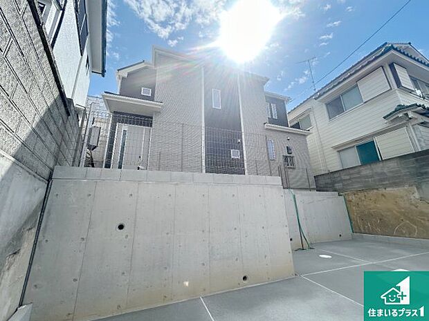 【外観】安心の10年保証!外観を美しく保ち、雨水で汚れを落とします!気になることがありましたら、お気軽にお問い合わせください!