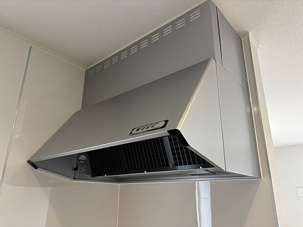 【レンジフード】汚れにくいスロットフィルタでお手入れラクラク!LED照明付き!