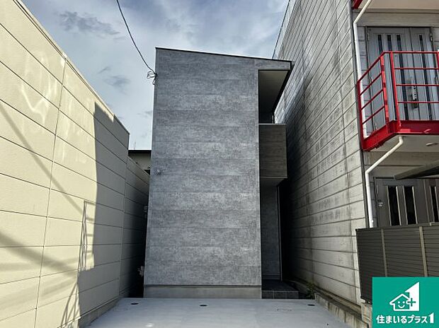 【外観】お客様に長く安心して住んでいだだける事にこだわった家づくり!住んでからのアフターサービスにもしっかりと取り組んでいます!