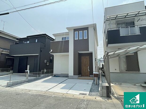 【外観】安心の10年保証！外観を美しく保ち、雨水で汚れを落とします！気になることがありましたら、お気軽にお問い合わせください！