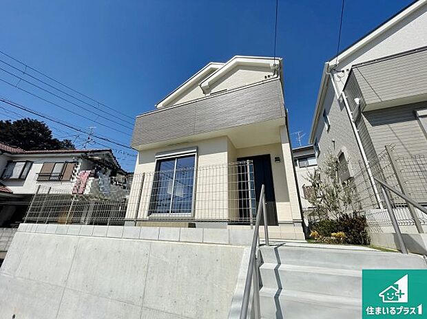 【外観】安心の10年保証!外観を美しく保ち、雨水で汚れを落とします!気になることがありましたら、お気軽にお問い合わせください!