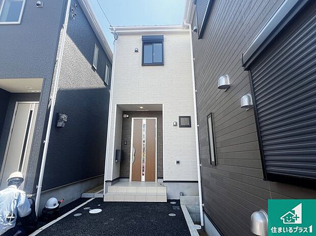 【外観】安心の10年保証！外観を美しく保ち、雨水で汚れを落とします！気になることがありましたら、お気軽にお問い合わせください！