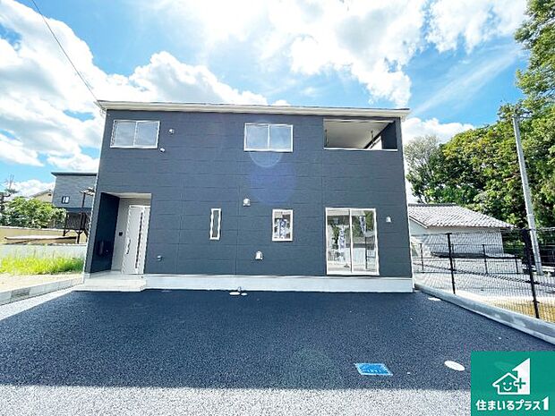 【外観】お客様に長く安心して住んでいだだける事にこだわった家づくり!住んでからのアフターサービスにもしっかりと取り組んでいます!