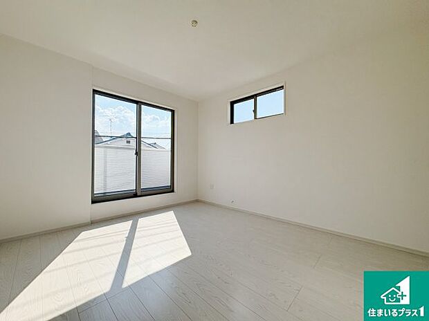 【洋室】現在建築中！落ち着いた街並みで新生活を始めることが出来そう！周辺の物件も併せてご紹介させて頂きます！