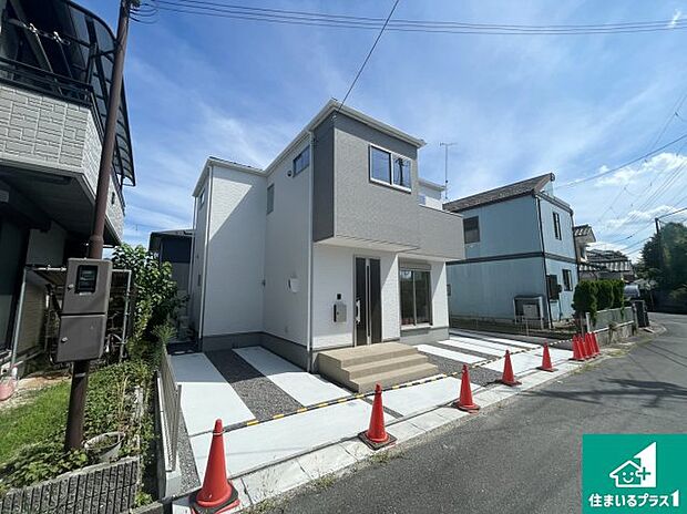 【外観】安心の10年保証!外観を美しく保ち、雨水で汚れを落とします!気になることがありましたら、お気軽にお問い合わせください!