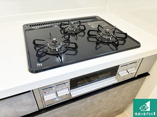 【コンロ】ダブル高火力Siセンサー付きコンロ!3口あるので、まとめて料理をする時も大活躍!
