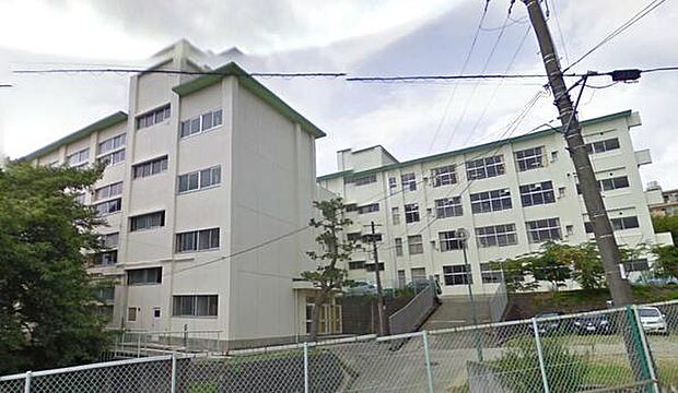 川西市立川西中学校