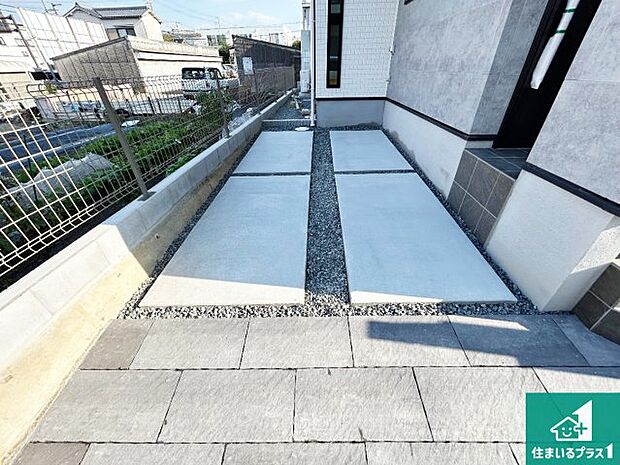 【外観】安心の10年保証！外観を美しく保ち、雨水で汚れを落とします！気になることがありましたら、お気軽にお問い合わせください！