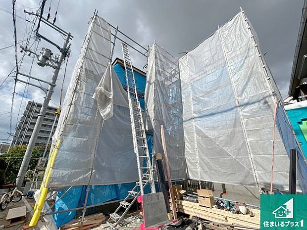 【外観】周辺は落ち着いた街並みの住宅地！子育てがしやすい住環境です！まだ未完成ですが、現地でしかわからない事もございます。是非一度ご覧ください。