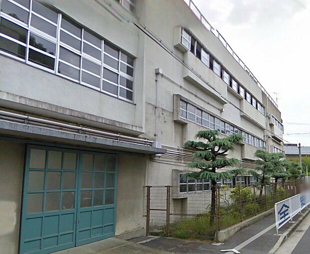東大阪市立荒川小学校