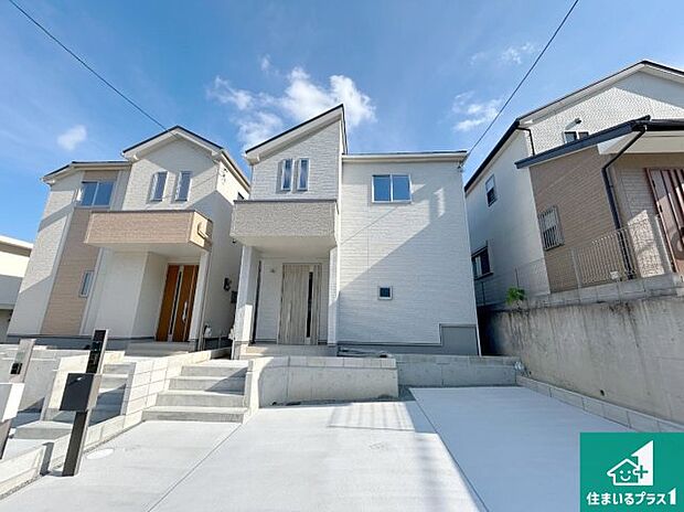 【外観】安心の10年保証!外観を美しく保ち、雨水で汚れを落とします!気になることがありましたら、お気軽にお問い合わせください!