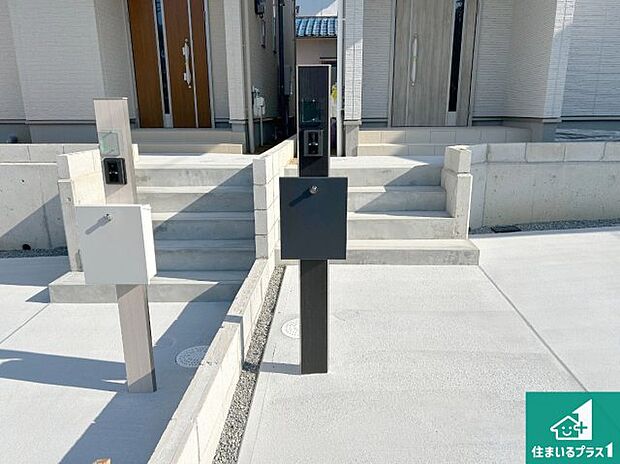 【外観】安心の10年保証!外観を美しく保ち、雨水で汚れを落とします!気になることがありましたら、お気軽にお問い合わせください!