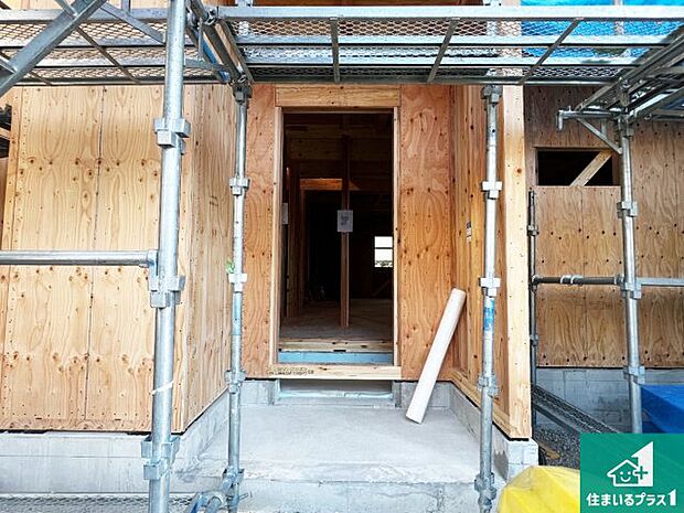【外観】現在建築中！落ち着いた街並みで新生活を始めることが出来そう！周辺の物件も併せてご紹介させて頂きます！