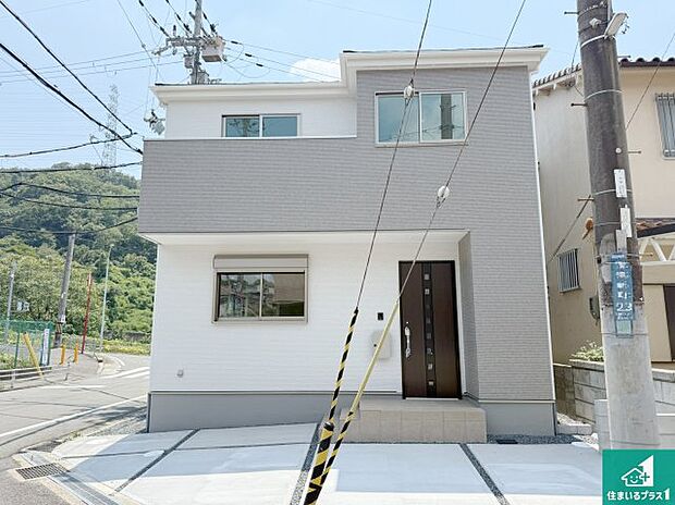 【外観】安心の10年保証!外観を美しく保ち、雨水で汚れを落とします!気になることがありましたら、お気軽にお問い合わせください!