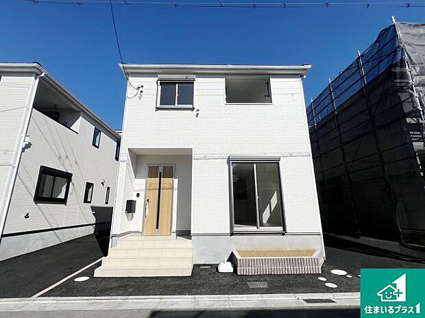 【外観】安心の10年保証！外観を美しく保ち、雨水で汚れを落とします！気になることがありましたら、お気軽にお問い合わせください！