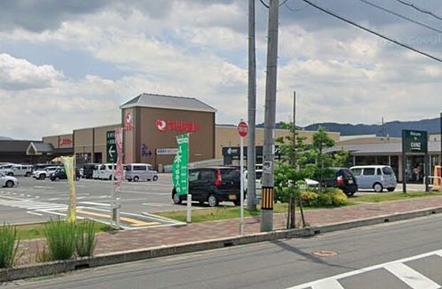 スーパーマツモト大井南店