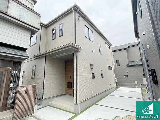 【外観】安心の10年保証!外観を美しく保ち、雨水で汚れを落とします!気になることがありましたら、お気軽にお問い合わせください!