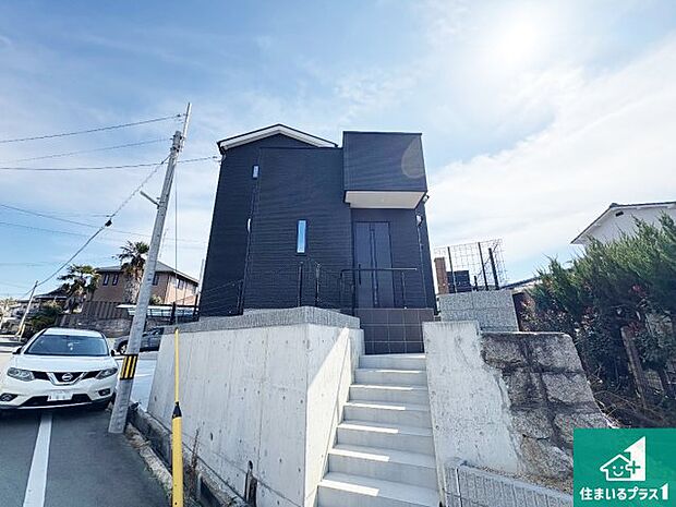 【外観】安心の10年保証!外観を美しく保ち、雨水で汚れを落とします!気になることがありましたら、お気軽にお問い合わせください!