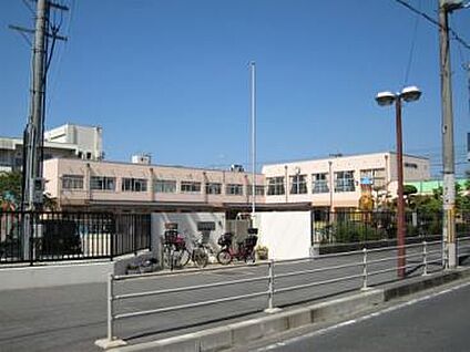 橿原市第4こども園畝傍北幼稚園 徒歩370m