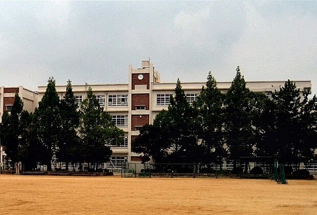 尼崎市立中央中学校