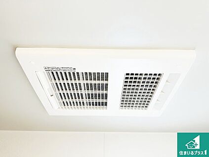 浴室暖房乾燥機