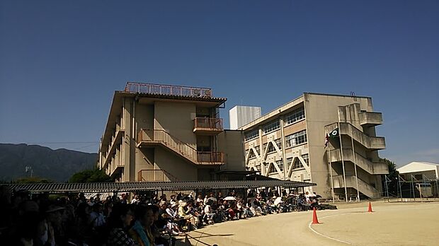 御所市立御所中学校