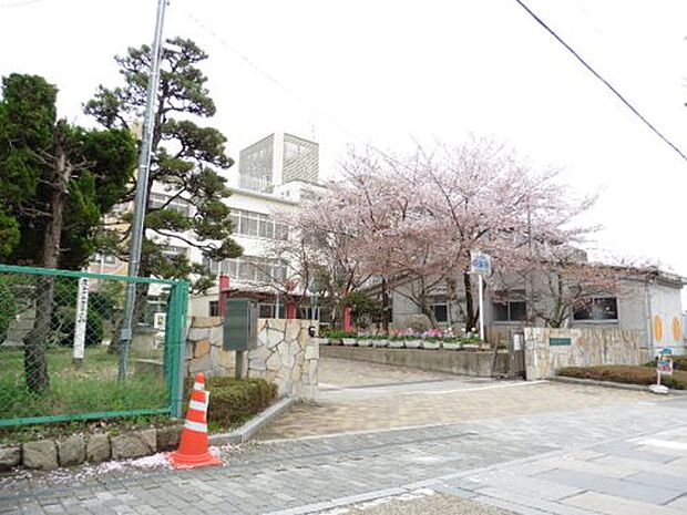 天理市立柳本小学校