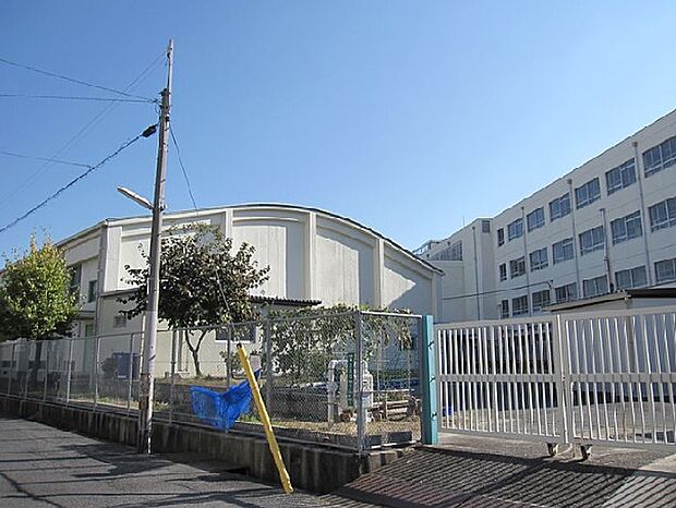 高槻市立津之江小学校