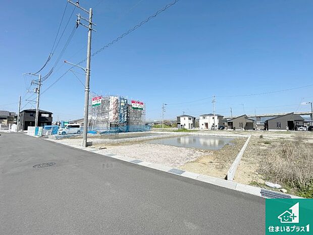 【外観】現在建築中！落ち着いた街並みで新生活を始めることが出来そう！周辺の物件も併せてご紹介させて頂きます！