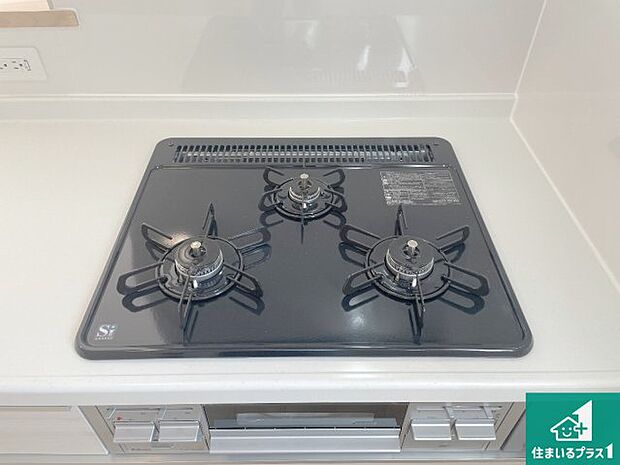 【コンロ】ダブル高火力Siセンサー付きコンロ!3口あるので、まとめて料理をする時も大活躍!