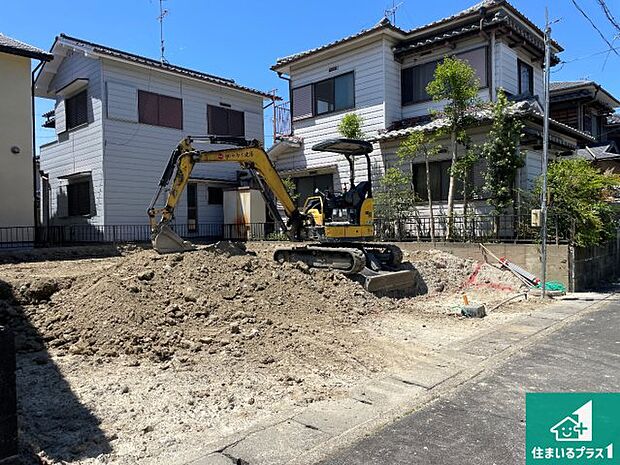 【外観】現在建築中!落ち着いた街並みで新生活を始めることが出来そう!周辺の物件も併せてご紹介させて頂きます!