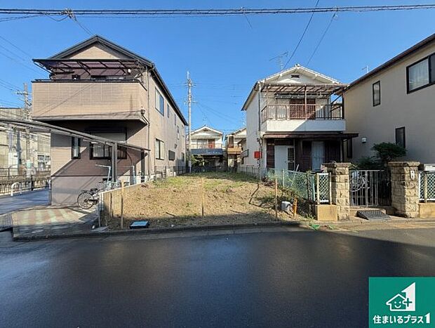 【外観】周辺は落ち着いた街並みの住宅地！子育てがしやすい住環境です！まだ未完成ですが、現地でしかわからない事もございます。是非一度ご覧ください。