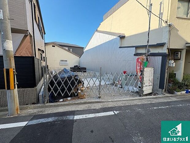 【外観】現在建築中!落ち着いた街並みで新生活を始めることが出来そう!周辺の物件も併せてご紹介させて頂きます!