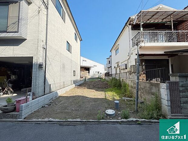 【外観】周辺は落ち着いた街並みの住宅地！子育てがしやすい住環境です！まだ未完成ですが、現地でしかわからない事もございます。是非一度ご覧ください。