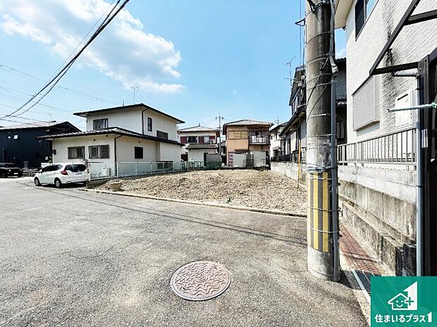【外観】現在建築中！落ち着いた街並みで新生活を始めることが出来そう！周辺の物件も併せてご紹介させて頂きます！