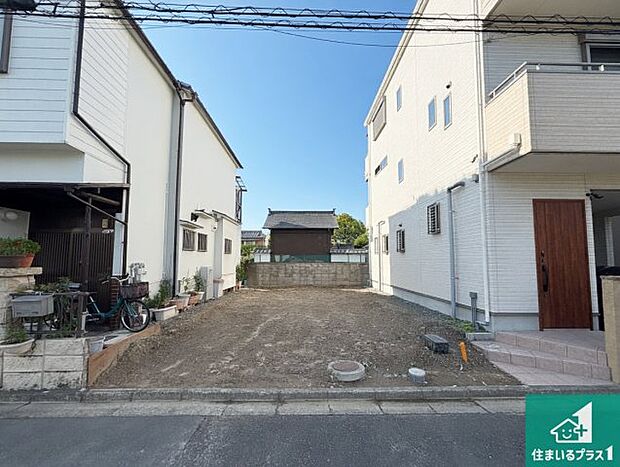 【外観】周辺は落ち着いた街並みの住宅地！子育てがしやすい住環境です！まだ未完成ですが、現地でしかわからない事もございます。是非一度ご覧ください。