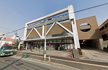 mandai(万代) 志紀店 徒歩694m