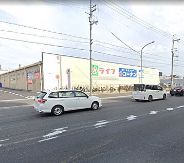 ライフ枚方大橋店 徒歩140m