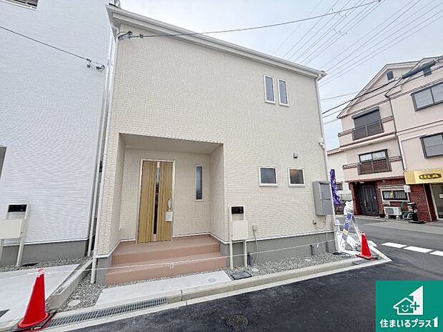 【外観】安心の10年保証！外観を美しく保ち、雨水で汚れを落とします！気になることがありましたら、お気軽にお問い合わせください！