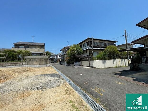 【外観】現在建築中!落ち着いた街並みで新生活を始めることが出来そう!周辺の物件も併せてご紹介させて頂きます!