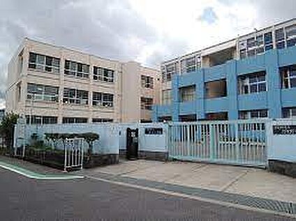 羽曳野市立はびきの埴生学園 徒歩1100m