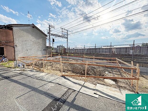 【外観】現在建築中!落ち着いた街並みで新生活を始めることが出来そう!周辺の物件も併せてご紹介させて頂きます!