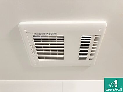 浴室暖房乾燥機