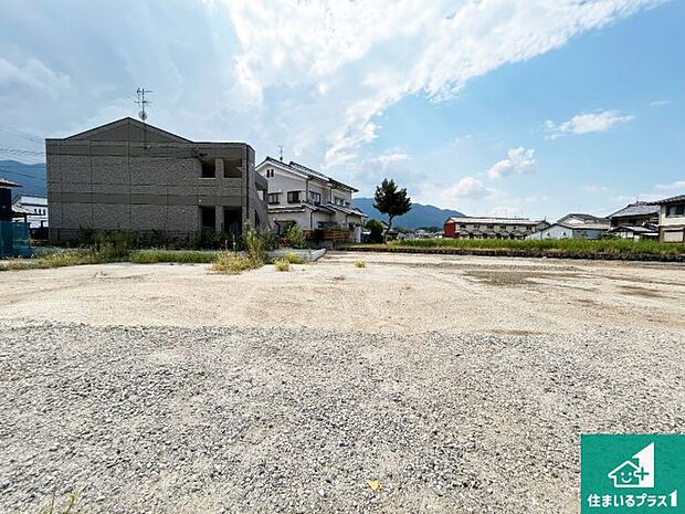 【外観】建築中ですが現地を見ると分かる事もございますので、ぜひ一度現地をご覧ください。