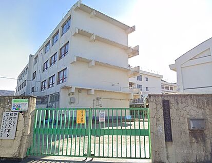 大東市立泉小学校 徒歩80m