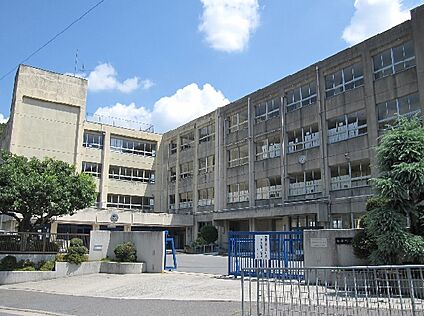 島本町立第二中学校 徒歩1110m