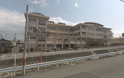 宝塚市立宝塚第一小学校 徒歩400m